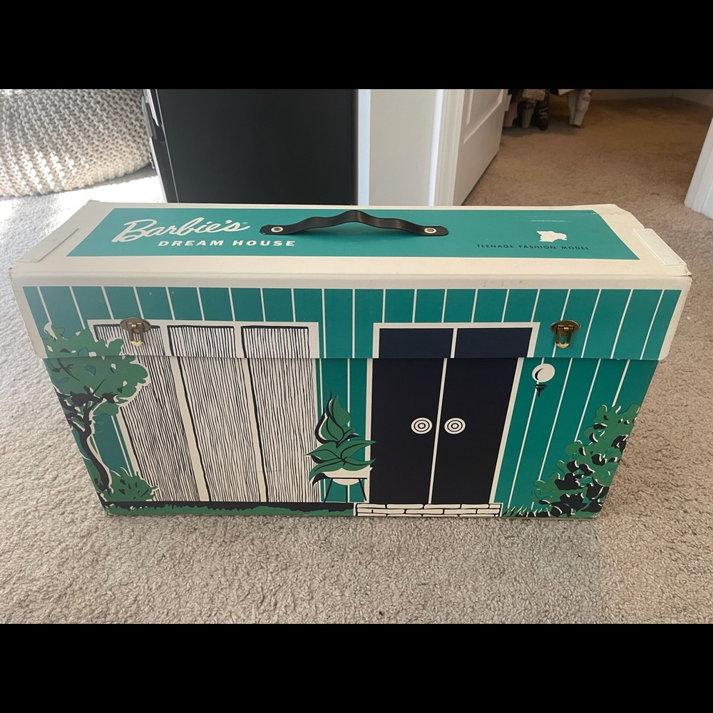 1962 Barbie Dream House UNOPENED